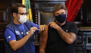 Presidente do STF toma primeira dose de vacina contra covid 19 no Rio Fernando Frazao Agencia Brasil