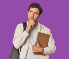 Preparação para o novo modelo de redação da Fuvest pode reduzir a dificuldade dos candidatos (Imagem: Asier Romer | Shutterstock)