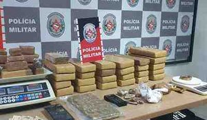 Policia Militar desarticula ponto de distribuicao do trafico e apreende 20 kg de drogas na Capital