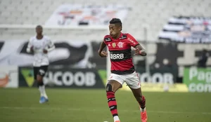 BRUNO HENRIQUE PELO FLAMENGO