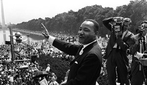 X36646673 FILES The civil rights leader Martin Luther King C waves to supporters in this 28 August 196 jpg pagespeed ic y F8lvligmn