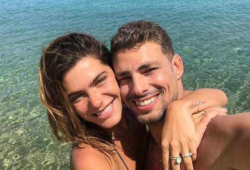 Mariana Goldfarb anuncia fim do casamento com Cauã Reymond
