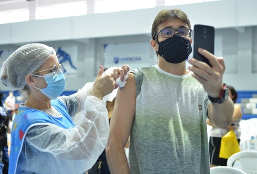Campina Grande vai vacinar pessoas acima de 33 anos contra a covid-19