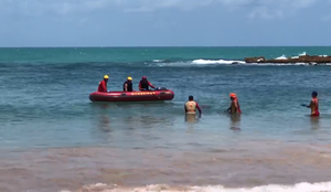 Bombeiros encontram corpo de homem que havia desaparecido no mar em Coqueirinho