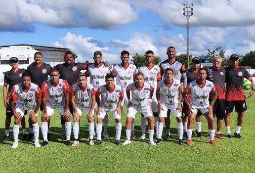 Time do São Paulo Crystal antes da estreia em competição nacional.