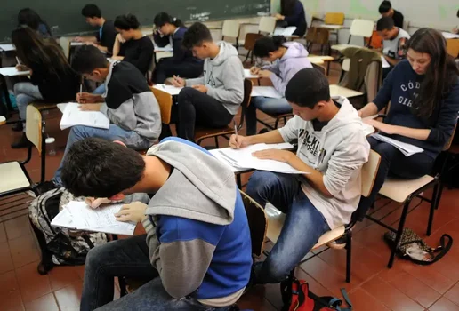 Estudantes simulado do enem