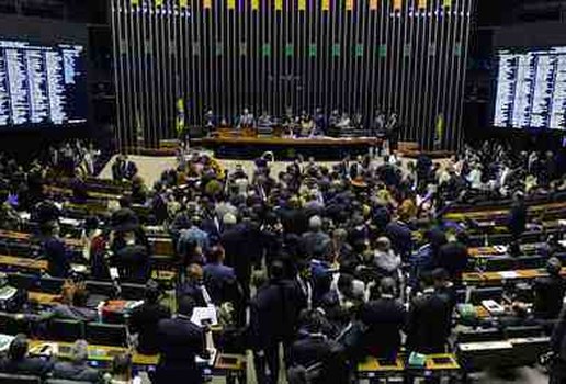 Site da Camara ocultou mais de 2 mil faltas de deputados