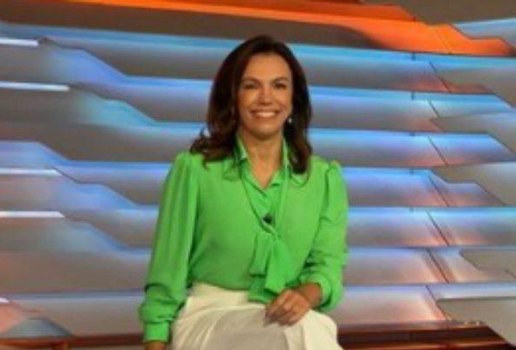Ana Paula Araujo deixa Globo as pressas ao saber da morte do pai