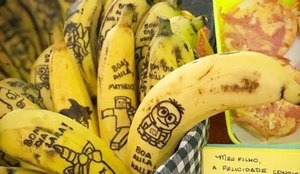Bananas desenhadas 02