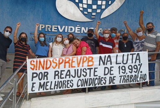 Servidores aprovaram indicativo de greve em João Pessoa