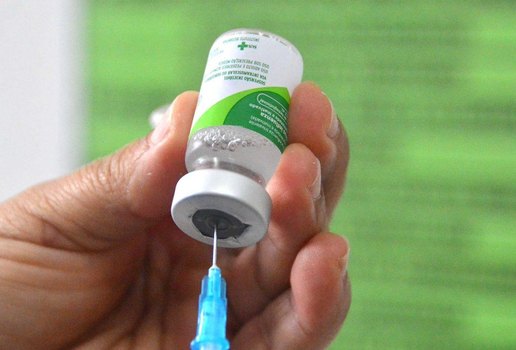 Capital conta com três locais fixos de vacinação