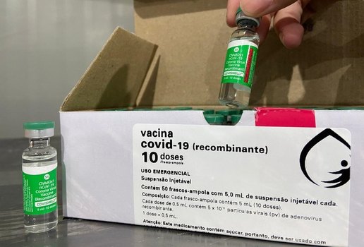Casos de vacinas da AstraZeneca aplicadas fora do prazo de validade são investigados