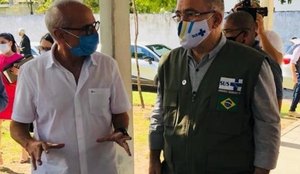 Cícero e Marcelo Queiroga durante visita à Paraíba, em junho