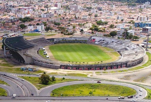 Estádio Almeidão, em João Pessoa.