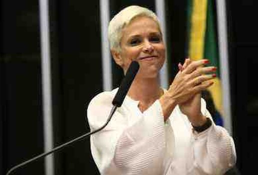 Cristiane brasil 3