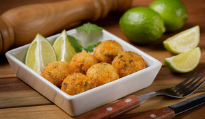 Bolinho de bacalhau (Imagem: WS-Studio | Shutterstock)