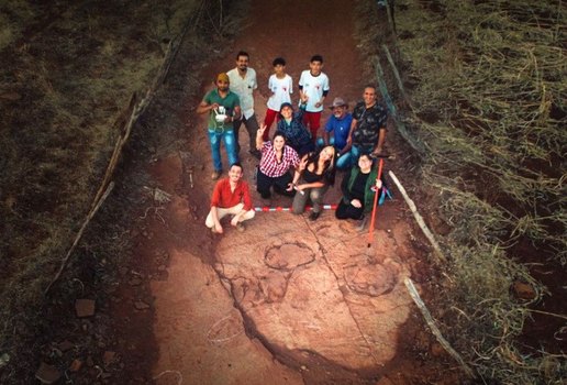 Pegadas de dinossauro de 125 milhoes de anos sao encontradas na Paraiba 4