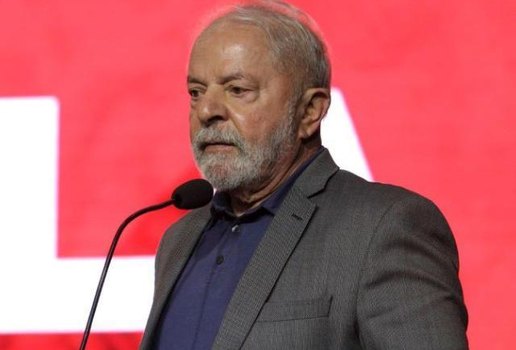 O presidente Lula viajaria neste domingo (26) para a China