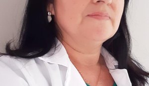Milena Saavedra é biomédica e mestre em patologia experimental pela FMRP-USP