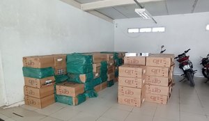 Policia Civil apreende carga de mais de 1 milhao e 300 mil cigarros importados na Zona Rural de Pedras de Fogo