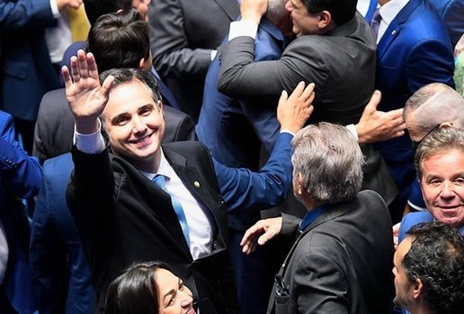 Rodrigo Pacheco é reeleito presidente do Senado