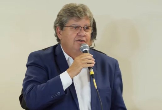 João Azevêdo (PSB) tenta a reeleição na Paraíba