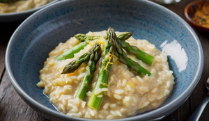 Risoto com aspargo (Imagem: Food magic | Shutterstock)