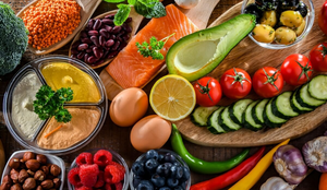 O consumo de alimentos ricos em nutrientes é essencial para os diabéticos (Imagem:  monticello | Shutterstock)