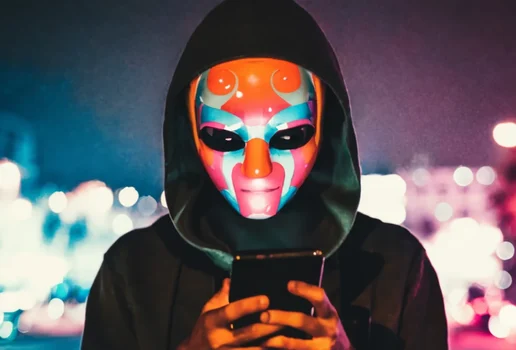 Mascarado vazamento vazou imagens celular intimos