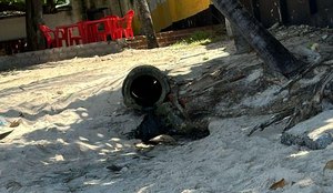 Lançamento irregular de esgoto é identificado na Praia do Seixas, em João Pessoa