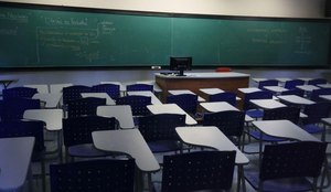 Sala de aula o Vi Bm0 F1 Xi8k