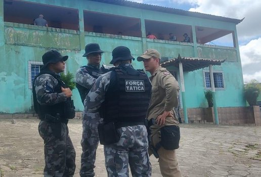 Ações em busca de criança reúnem mais de 100 profissionais.