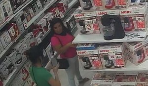 Câmera flagra mulheres furtando furadeiras em loja de João Pessoa