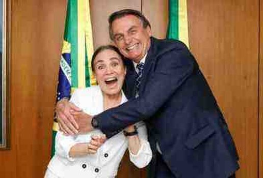 Regina Duarte se reune com Bolsonaro no Palacio do Planalto