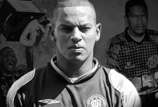 Goleiro campeao brasileiro pelo Athletico PR Flavio morre aos 54 anos