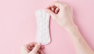 Absorventes serão distribuídos à população