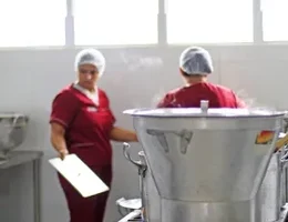 SEDES Cozinha Comunitaria Foto Quel Valentim05 scaled