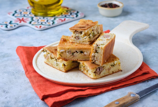 Torta de atum com ovo cozido (Imagem: Fotógrafo de banco de imagens | Shutterstock)