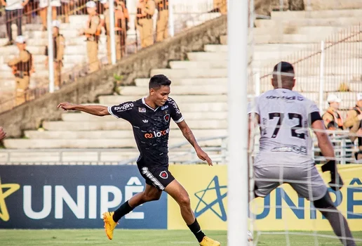 Botafogo e treze