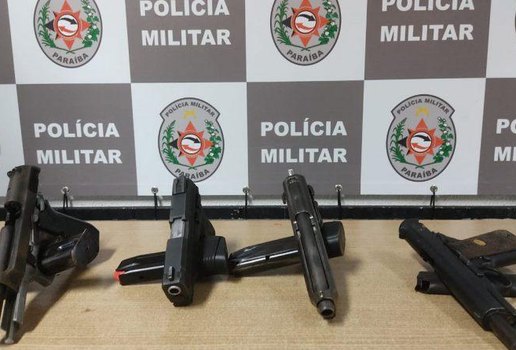 Policia Militar prende suspeita com quatro armas de fogo em hotel na zona norte da Capital 800x445