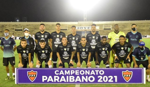 Elenco do Treze em partida do Campeonato Paraibano 2021