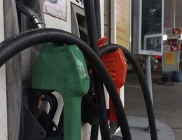 Gasolina varia de R$ 6,84 a R$ 7,39 em João Pessoa