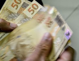 Mutirão para renegociar dívidas bancárias ocorre até dia 31