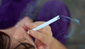 Qual é a relação entre rinite, sinusite e cigarro?