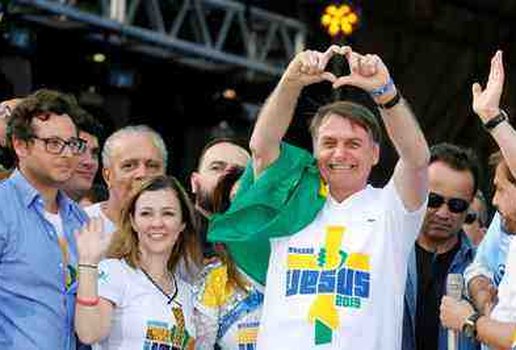 2019 06 20t200208z 1992000030 rc14e2d53e90 rtrmadp 3 brazil religion bolsonaro