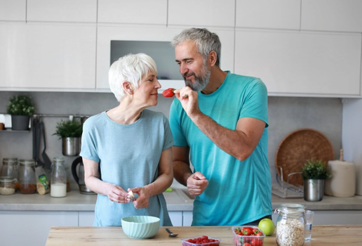 Alimentos ricos em polifenóis estão associados a uma vida mais longa e saudável (Imagem: pics five | Shutterstock)