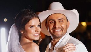 Mano Walter se casa com ex Miss Debora Silva Viva o nosso amor