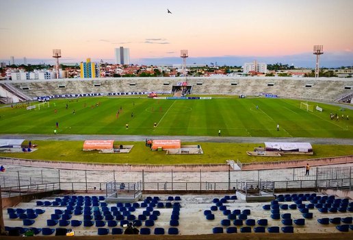 Estádio Amigão, em Campina Grande, foi palco do empate entre Treze e América-RN