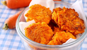 Panqueca de cenoura (Imagem: tomertu | Shutterstock)