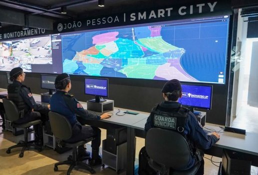 Prefeito lancamento Smart City 16 1 768x432
